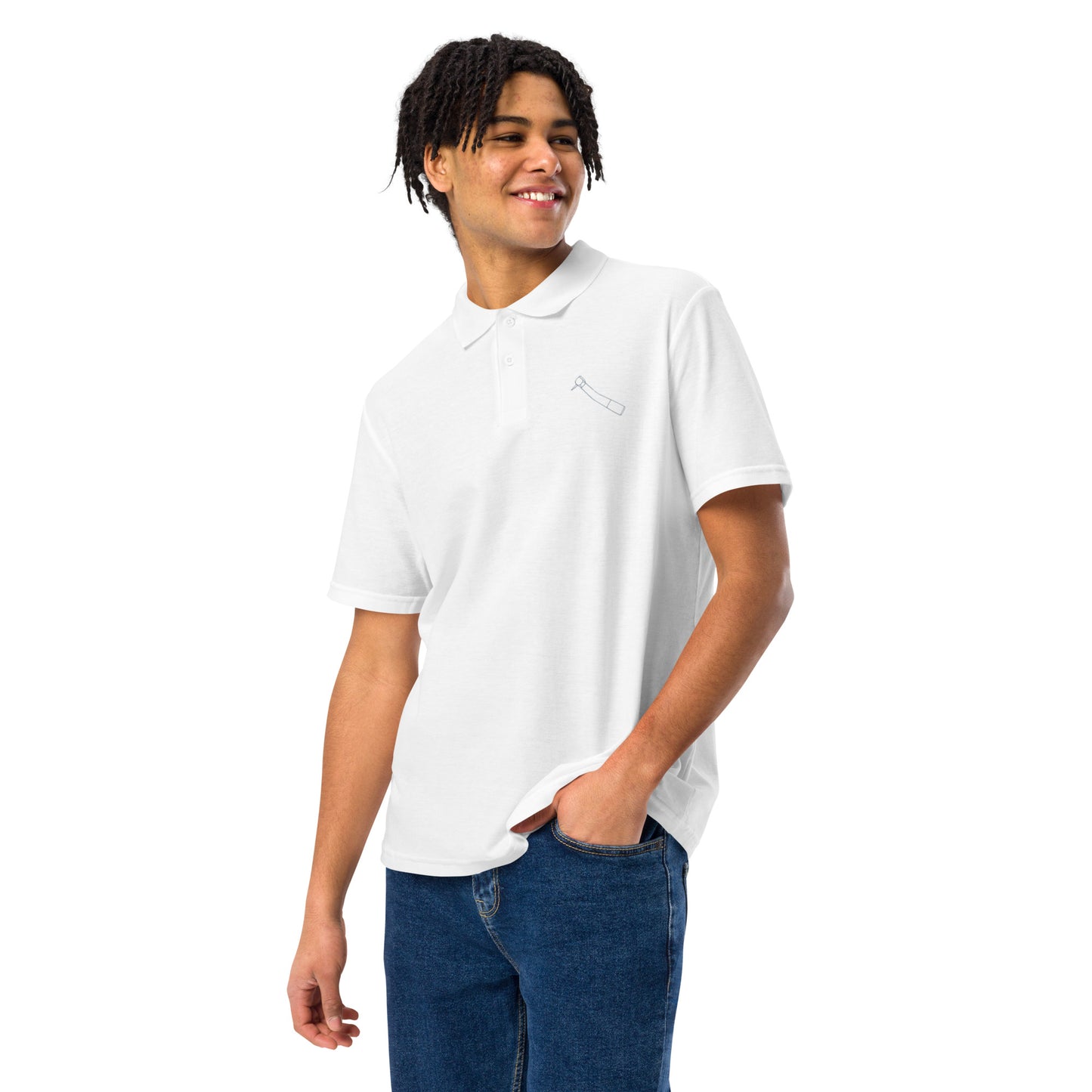 Minimalistisches Unisex-Piqué-Poloshirt mit kleinem gesticktem Winkelstück-Motiv in schwarz, navy oder weiß – cleaner Dental-Workwear-Look für Praxis, Klinik und Alltag