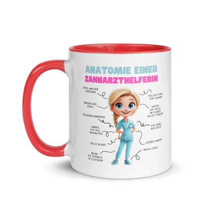 Weiße Keramiktasse mit humorvoller „Anatomie einer Zahnarzthelferin“-Illustration