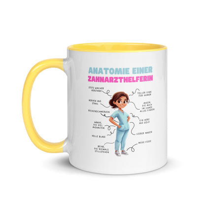 Weiße Keramiktasse mit farbigem Henkel und Innenseite sowie Motiv „Anatomie einer Zahnarzthelferin“ – humorvolle Tasse für ZFAs und Dentalfans