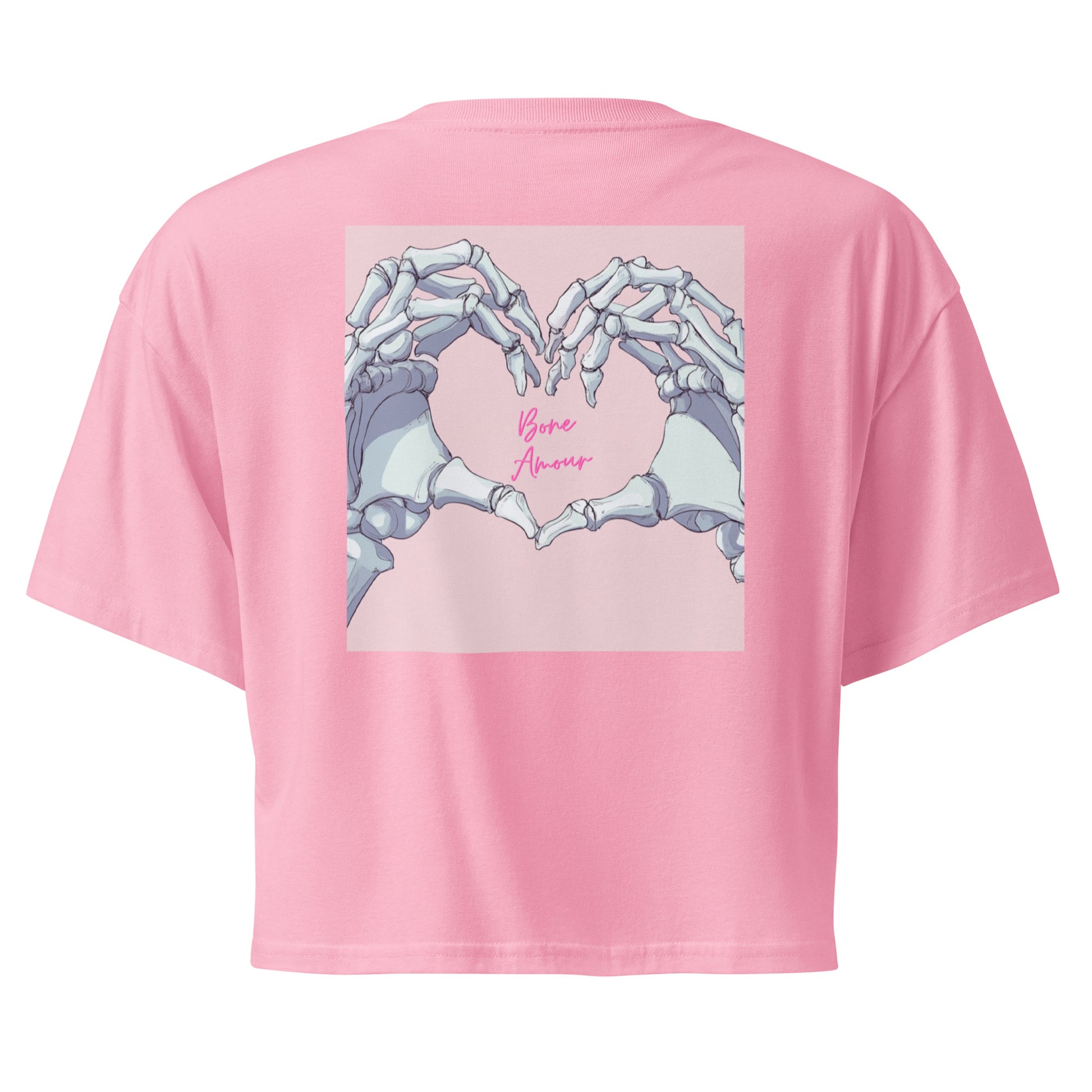 Locker geschnittenes Crop-Top „Bone Amour“ mit floralem anatomischem Herzmotiv auf der Vorderseite und Bone-Amour-Logo auf der Rückseite – medizinisch inspirierter Fashion-Look in Schwarz, Bubblegum Pink und Orchidee